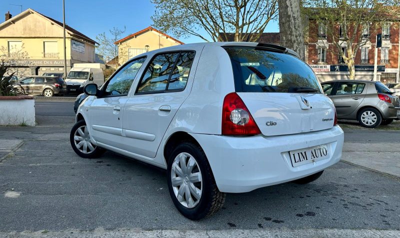 RENAULT CLIO II 2010