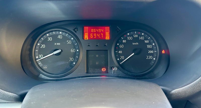 RENAULT CLIO II 2010