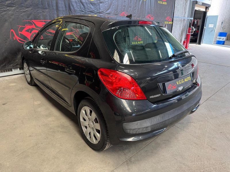 PEUGEOT 207 1.6 HDI 90 Active 