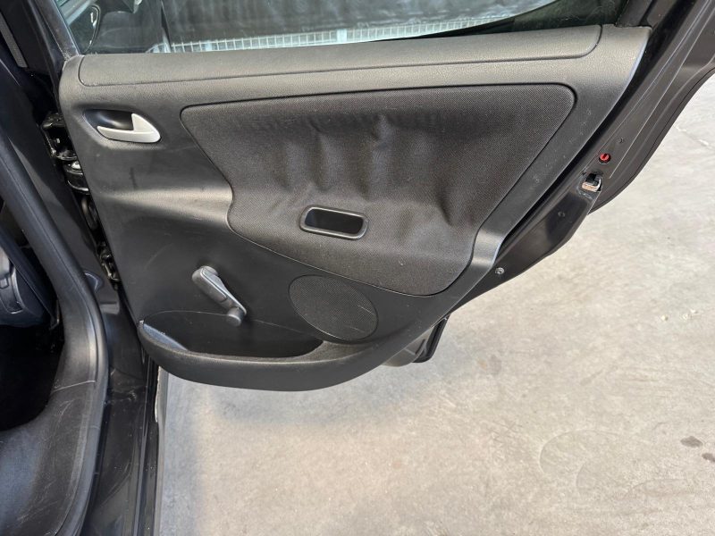 PEUGEOT 207 1.6 HDI 90 Active 