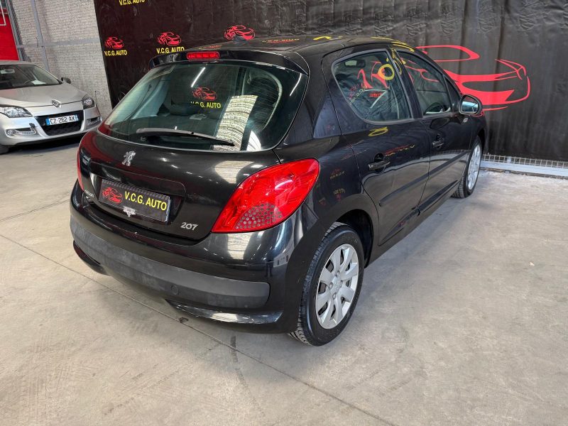 PEUGEOT 207 1.6 HDI 90 Active 