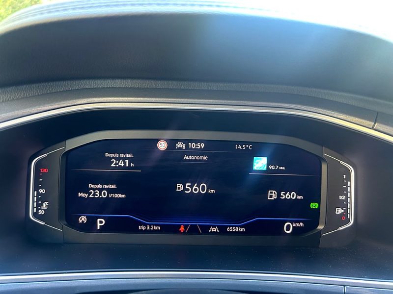 VOLKSWAGEN  T-ROC 2024