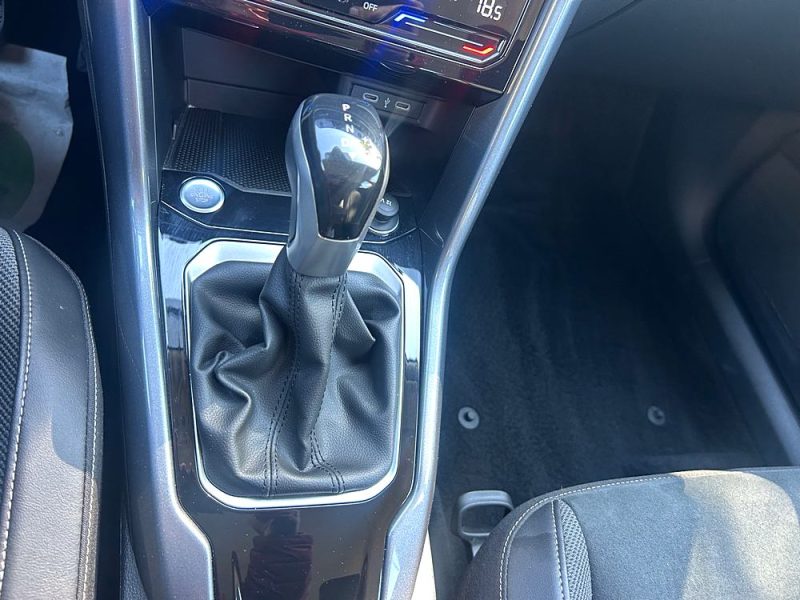 VOLKSWAGEN  T-ROC 2024