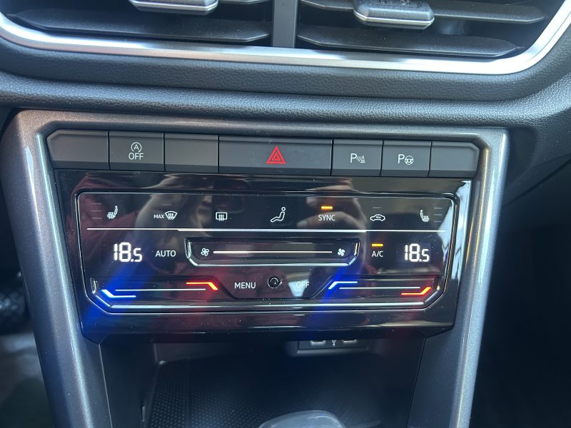 VOLKSWAGEN  T-ROC 2024