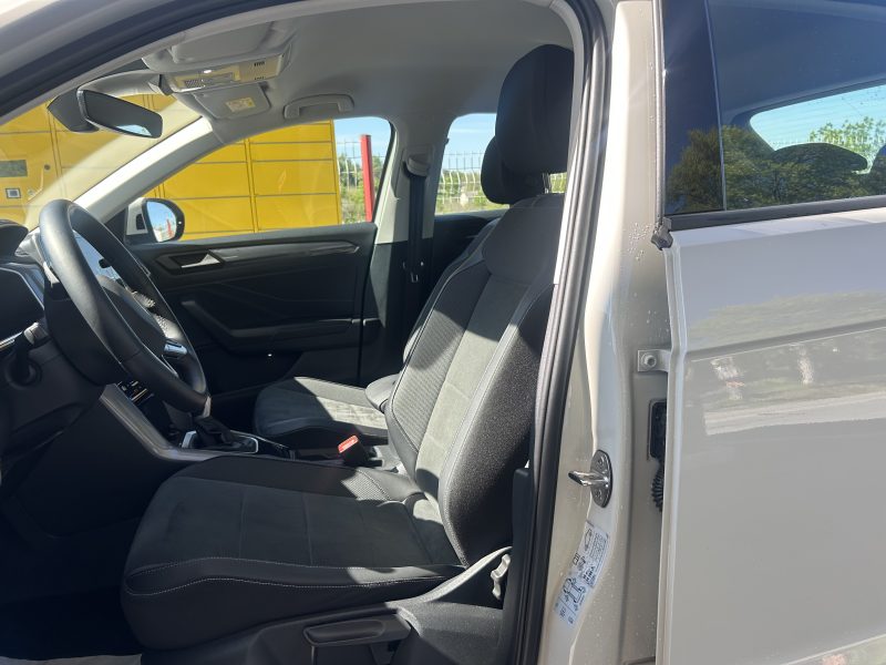 VOLKSWAGEN  T-ROC 2024