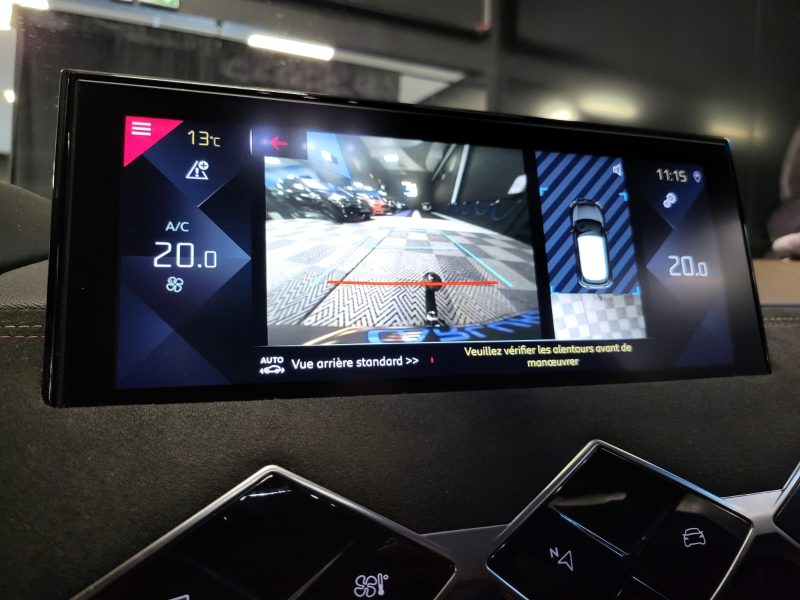 DS DS 3 CROSSBACK 1.2L 12V TURBO 100cv BVM6 PERFORMANCE LINE / CAMERA / CARPLAY / VIRTUAL COCKPIT / 