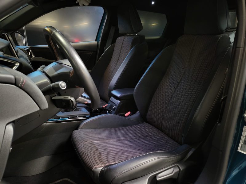 DS DS 3 CROSSBACK 1.2L 12V TURBO 100cv BVM6 PERFORMANCE LINE / CAMERA / CARPLAY / VIRTUAL COCKPIT / 