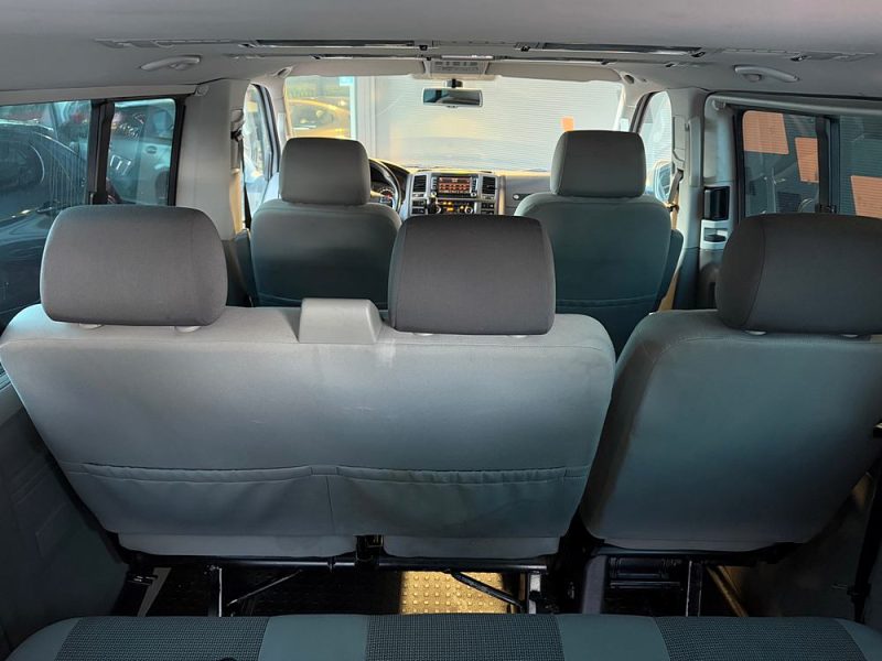 VOLKSWAGEN Caravelle T5 2013