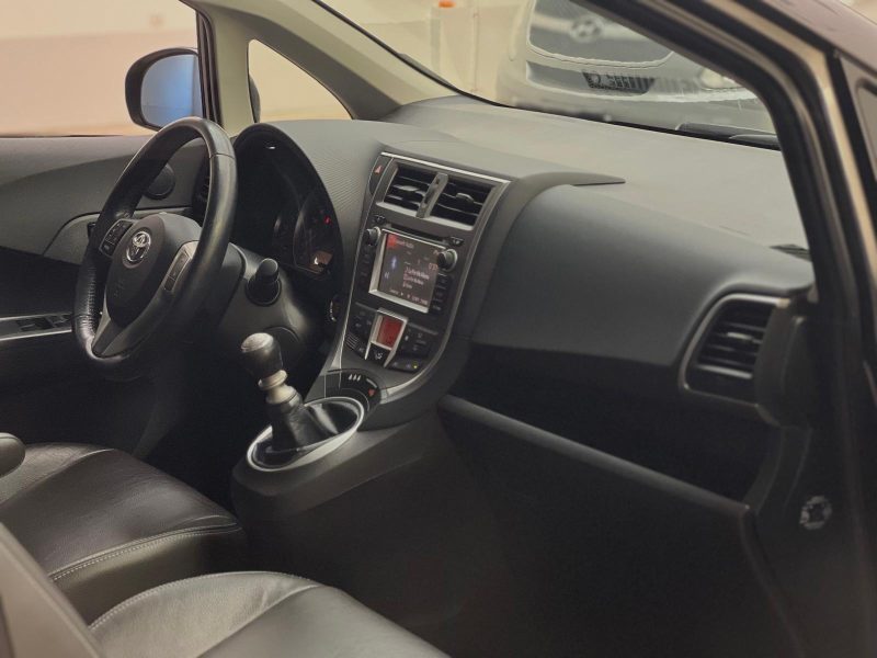TOYOTA VERSO-S 1.4 D-4D 90CH SKYVIEW
