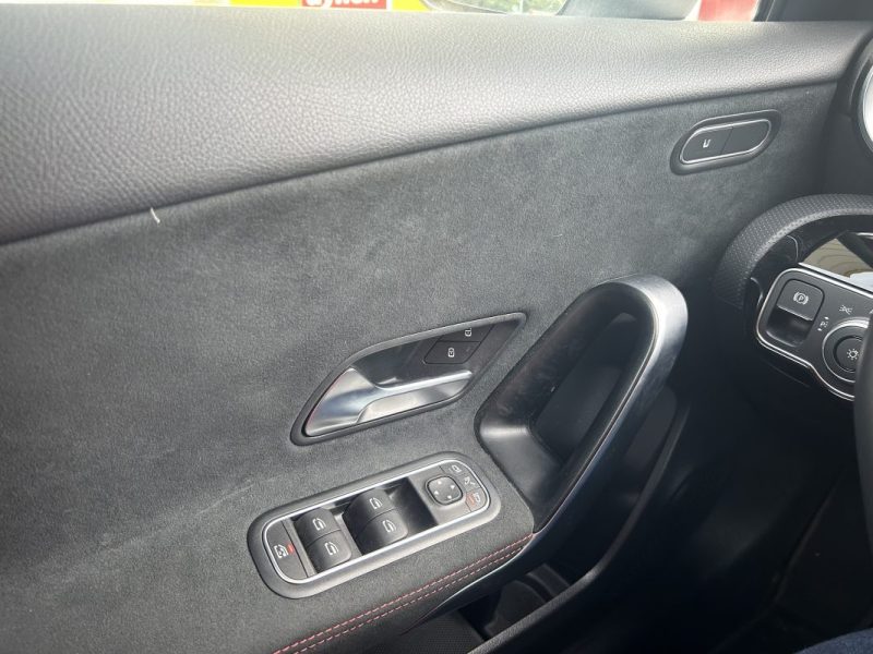 MERCEDES-BENZ CLASSE A 2023