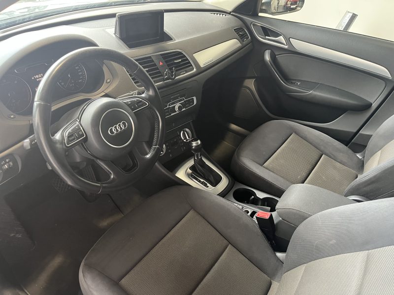 AUDI Q3 2011