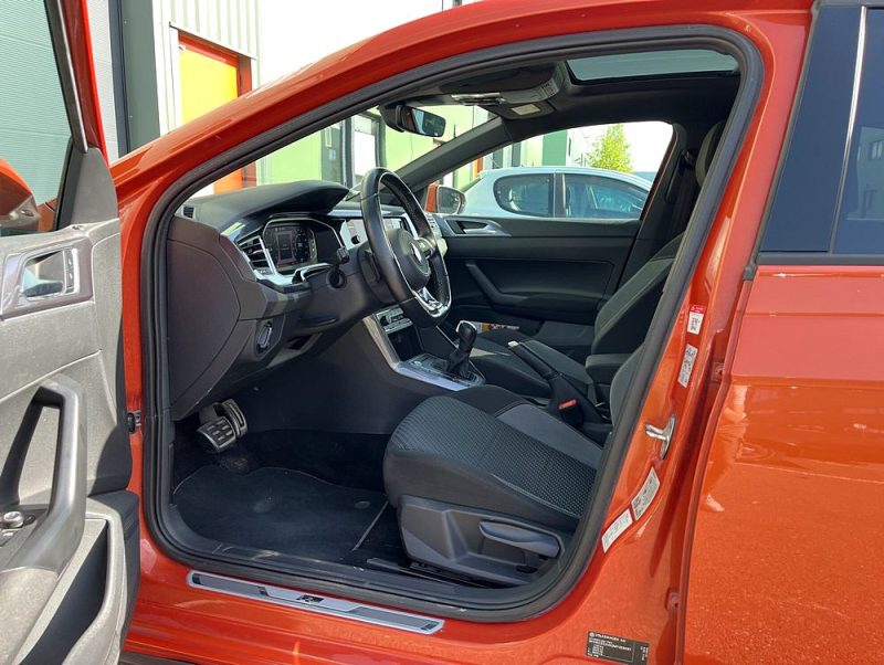 VOLKSWAGEN POLO VI 2021