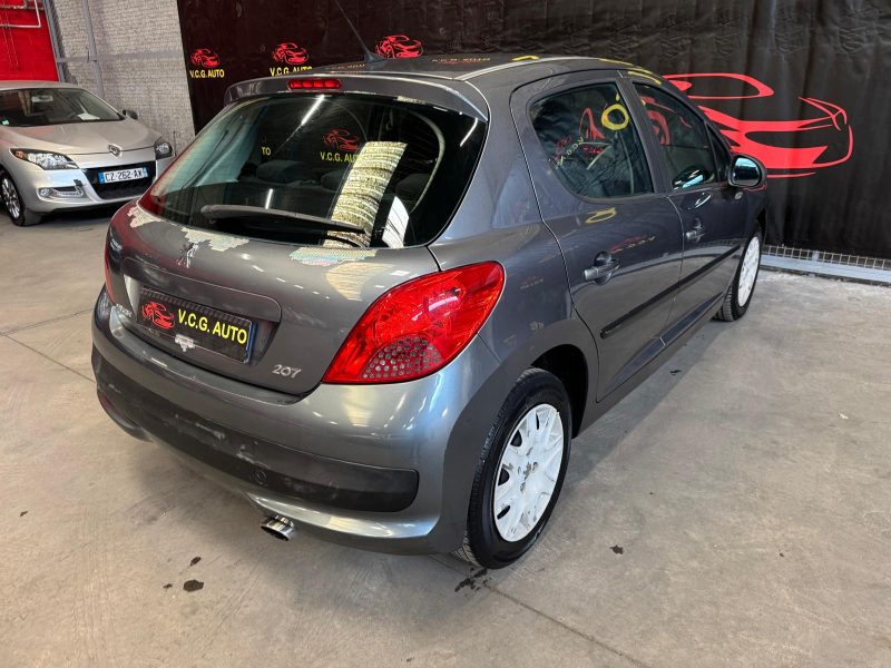 PEUGEOT 207 1.6 HDi 90 Premium 
