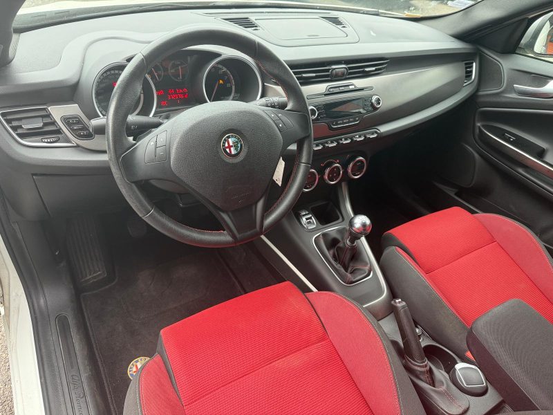ALFA ROMEO GIULIETTA 2013