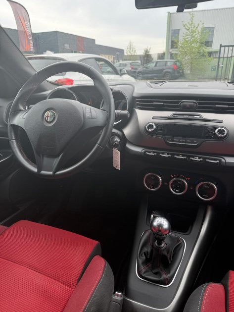 ALFA ROMEO GIULIETTA 2013