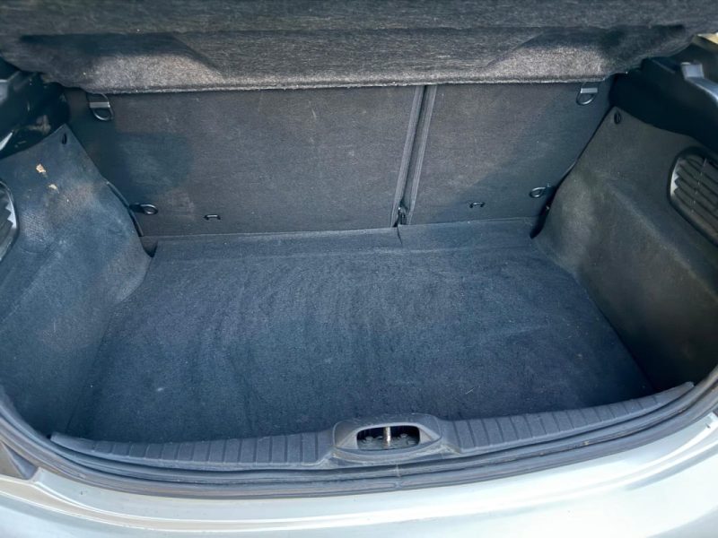 PEUGEOT 208 GT Line 1.6 BLUE HDI 120 cv