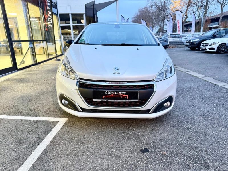 PEUGEOT 208 GT Line 1.6 BLUE HDI 120 cv