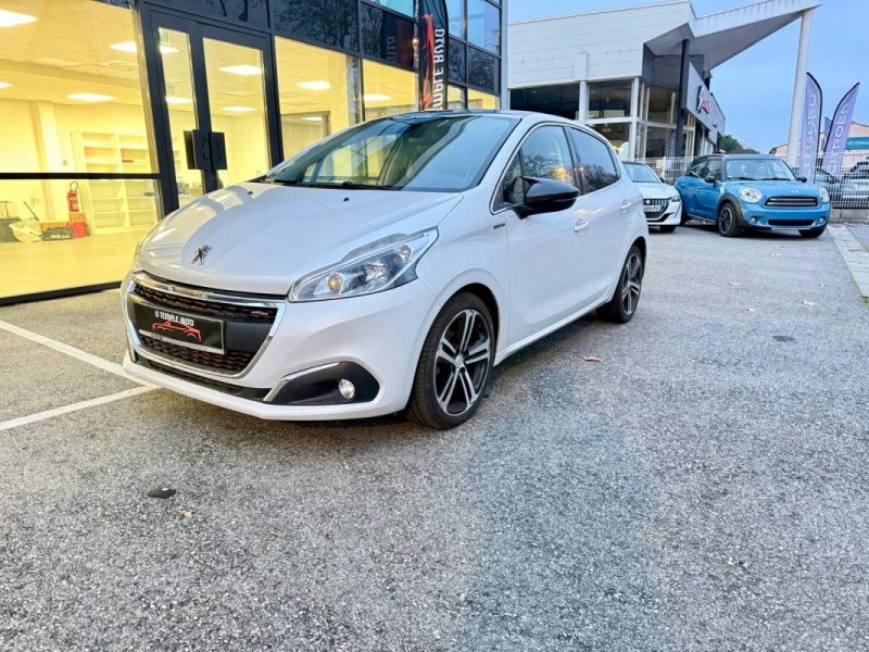 PEUGEOT 208 GT Line 1.6 BLUE HDI 120 cv
