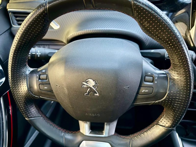 PEUGEOT 208 GT Line 1.6 BLUE HDI 120 cv