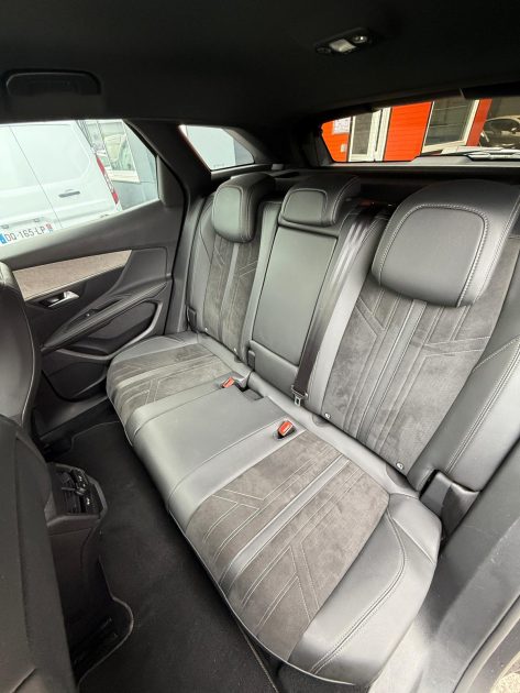 PEUGEOT 3008 Phase 2 GT Line 1.5 BLUE HDI 