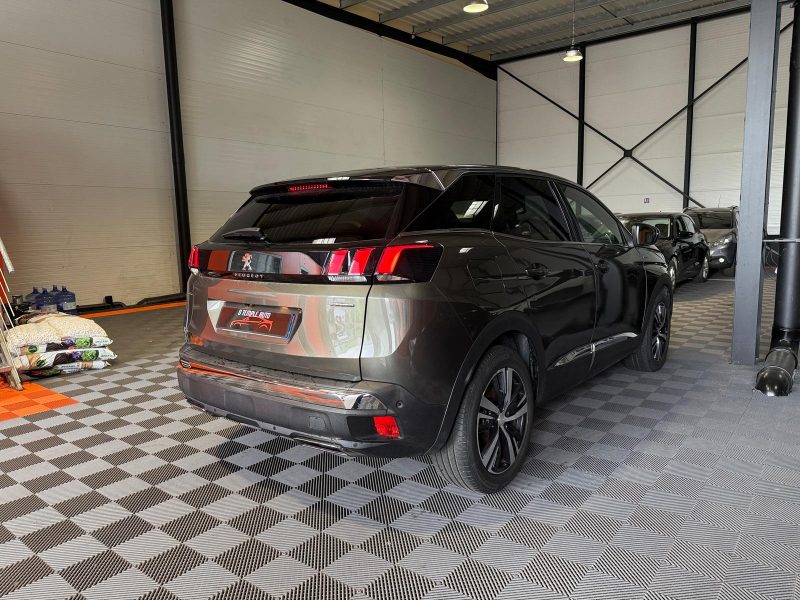 PEUGEOT 3008 GT Line 1.5 BLUE HDI