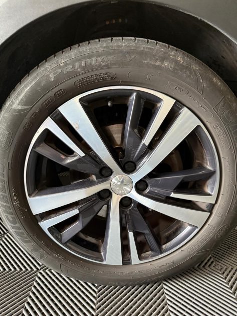 PEUGEOT 3008 GT Line 1.5 BLUE HDI