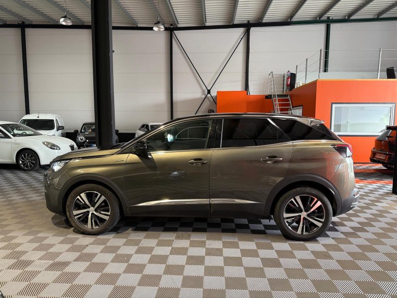 PEUGEOT 3008 GT Line 1.5 BLUE HDI