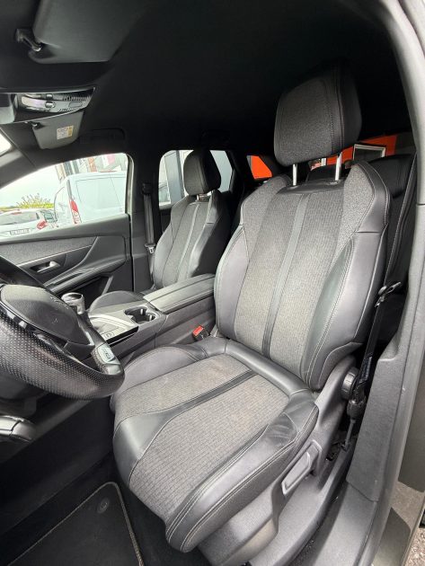 PEUGEOT 3008 GT Line 1.5 BLUE HDI