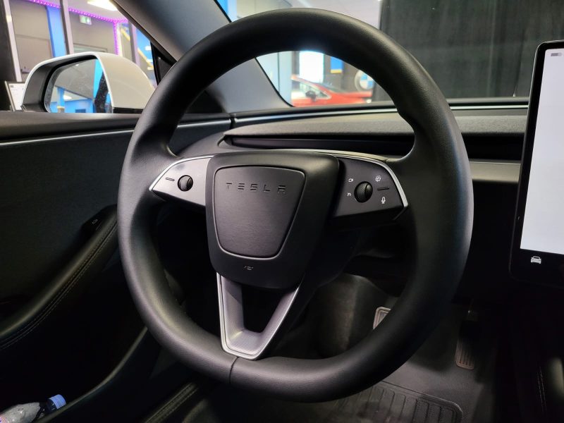 TESLA MODEL 3 HIGHLAND 283cv STANDARD RANGE  / 1ERE MAIN / VOLANT CHAUFFANT / CHARGEUR INDUCTION