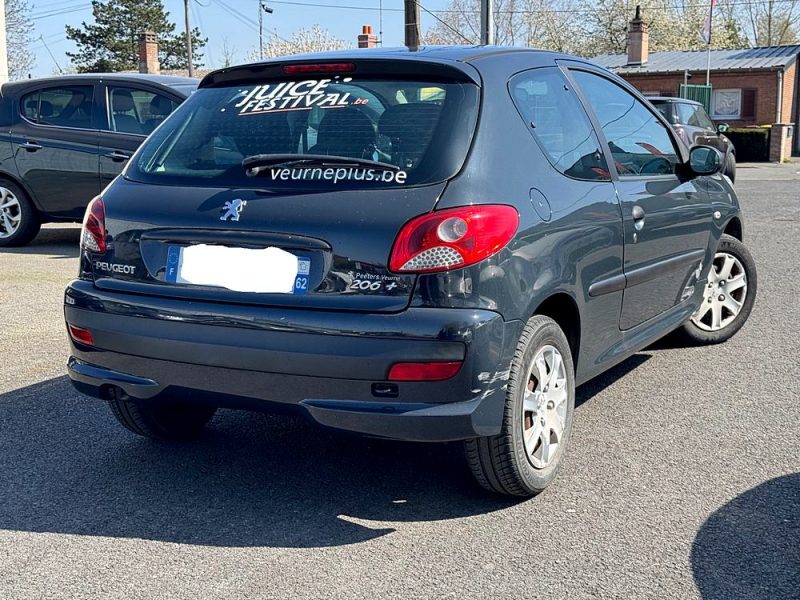 PEUGEOT 206+  2012