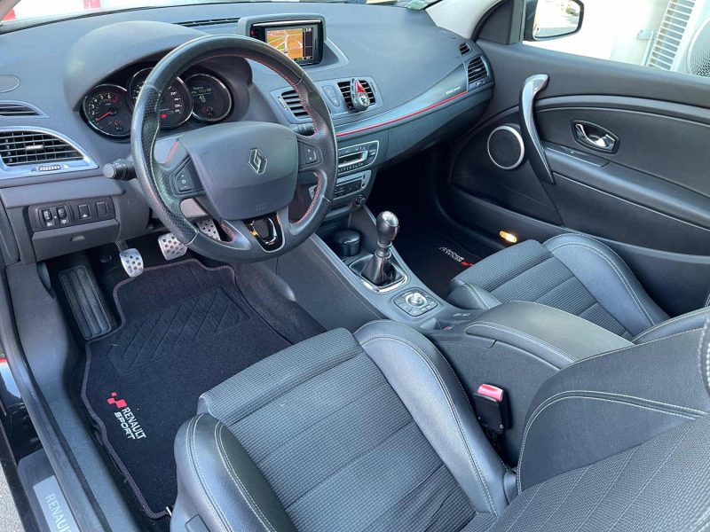 RENAULT MEGANE III Phase 2 GT Coupé 2.0 TCe 16V 180 ch GARANTIE 6 MOIS
