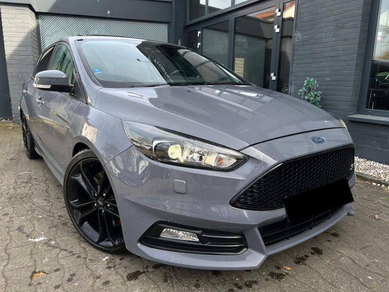 Ford Focus 2017 2.0 250 ST 5P*TOIT.O*CUIR*GPS*