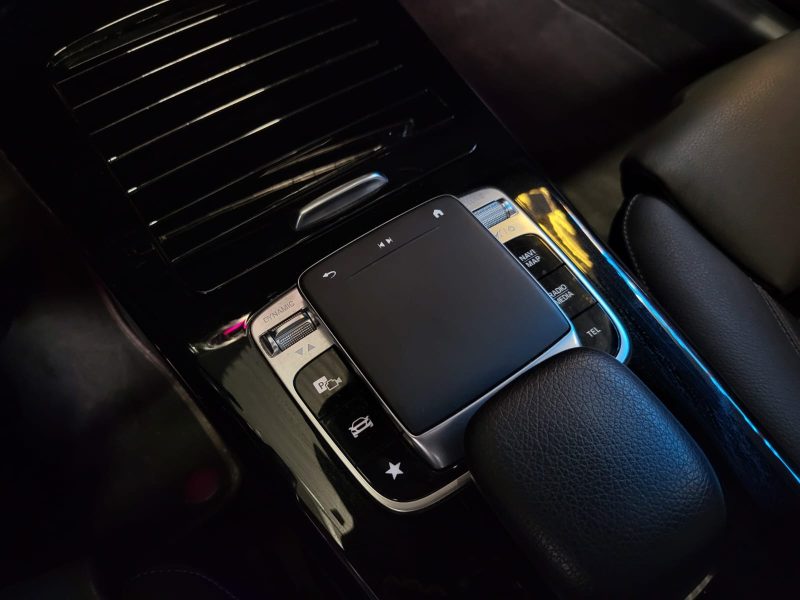 MERCEDES CLA 250 4MATIC 224cv AMG LINE / SUIVI MERCEDES / TOIT OUVRANT / BURMESTER / CAMERA 360° / C