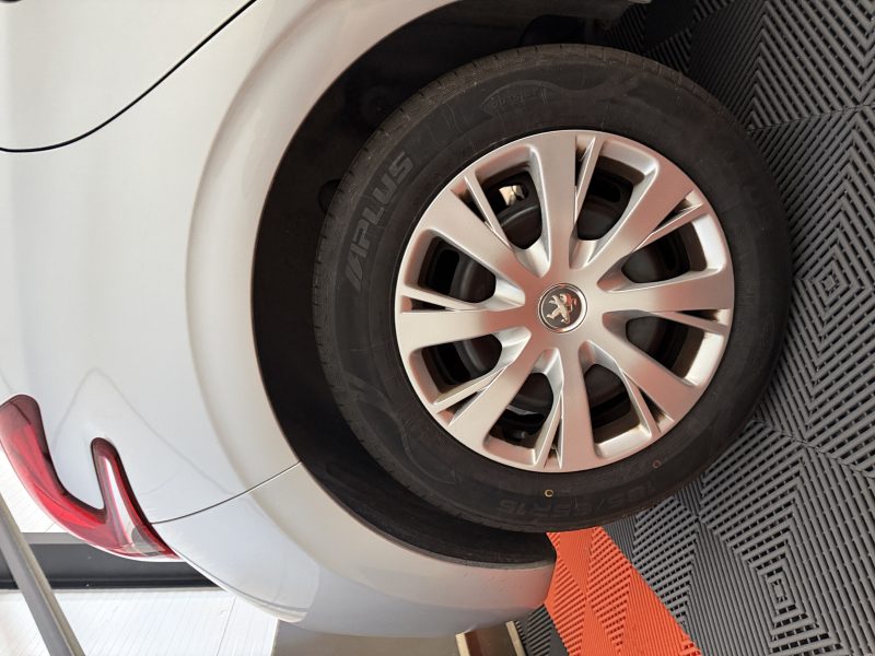 PEUGEOT 208 Allure 1.6 BlueHDi 100 cv