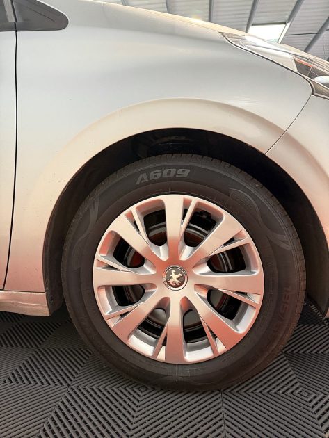 PEUGEOT 208 Allure 1.6 BlueHDi 100 cv
