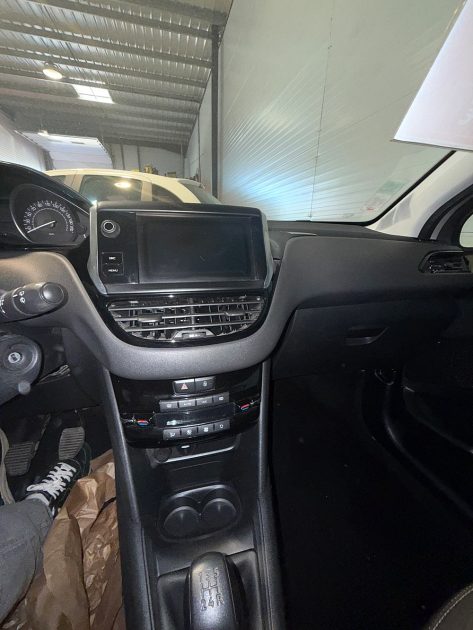 PEUGEOT 208 Allure 1.6 BlueHDi 100 cv