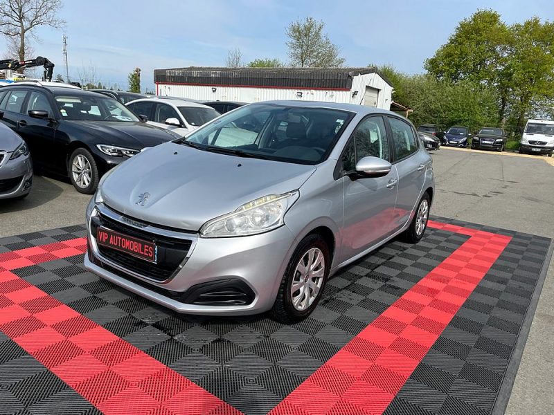 PEUGEOT 208 2017