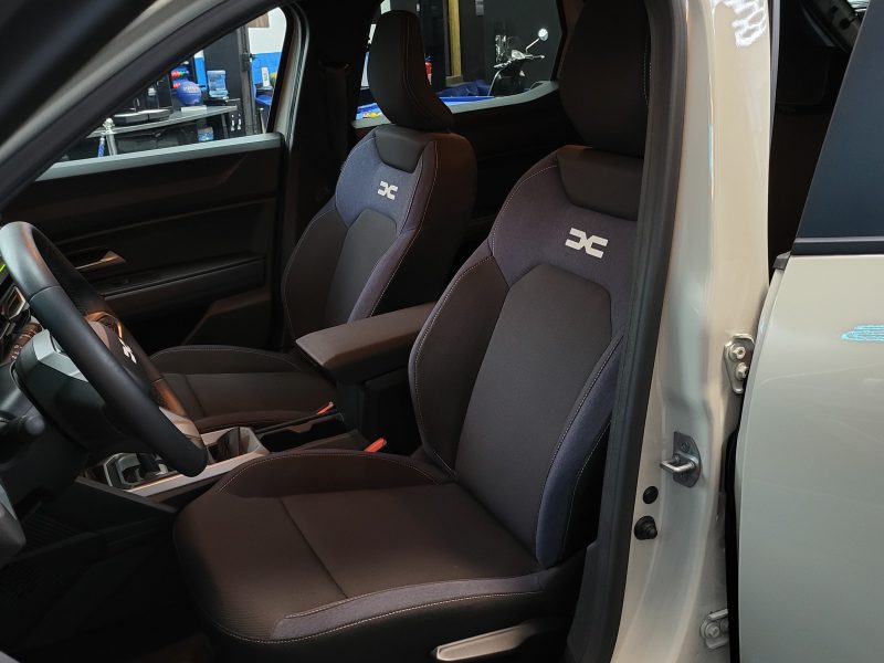 DACIA DUSTER III Hybrid 141 cv Journey 4X2 