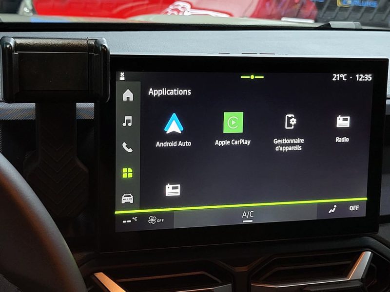 DACIA DUSTER III Hybrid 141 cv Journey 4X2 