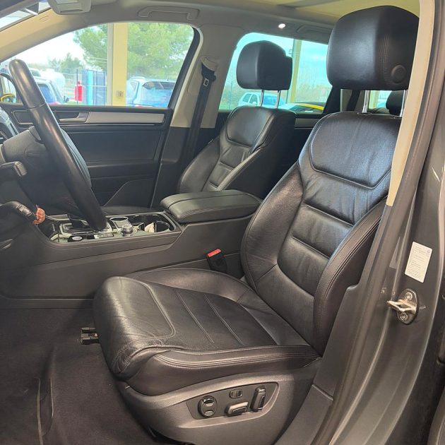 VOLKSWAGEN TOUAREG 3.0 V6 TDI 262 CV R-LINE Garantie 12 MOIS