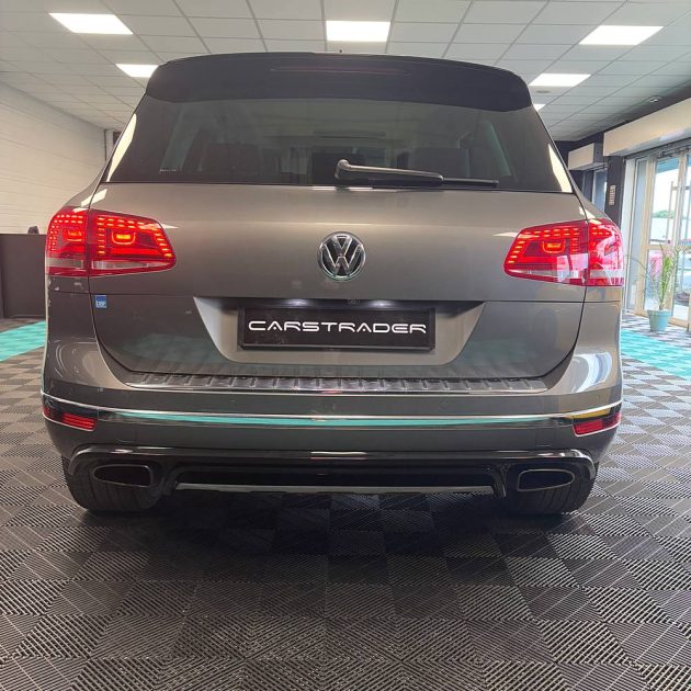 VOLKSWAGEN TOUAREG 3.0 V6 TDI 262 CV R-LINE Garantie 12 MOIS
