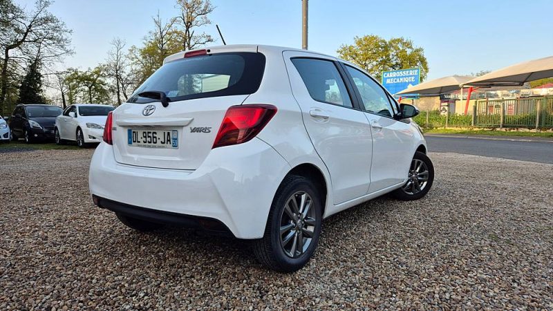 TOYOTA YARIS 2014