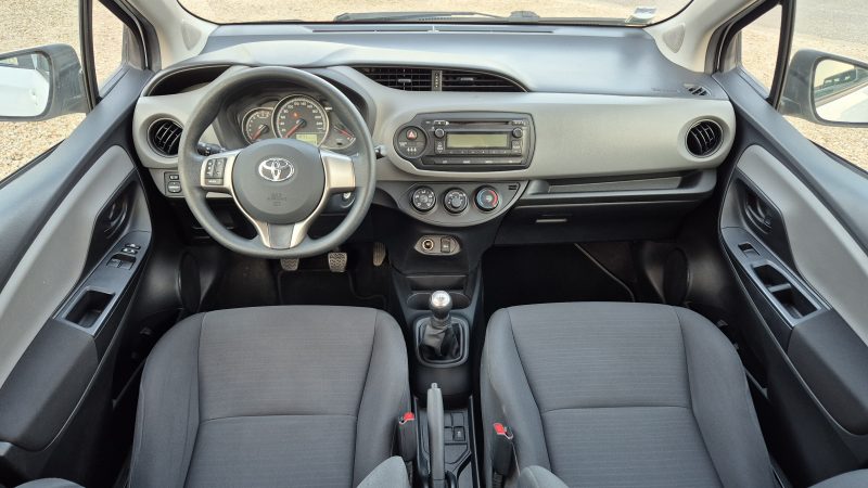TOYOTA YARIS 2014