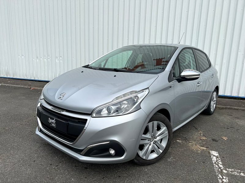 PEUGEOT 208 2017