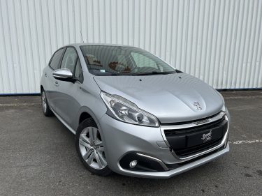 PEUGEOT 208 2017