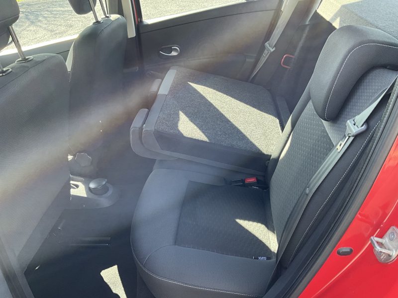 RENAULT CLIO 2010