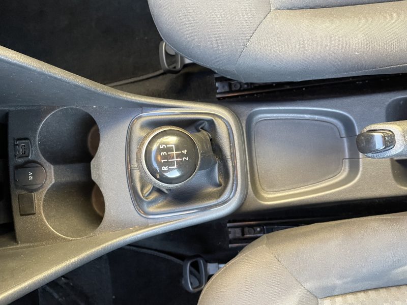 VOLKSWAGEN POLO 2017