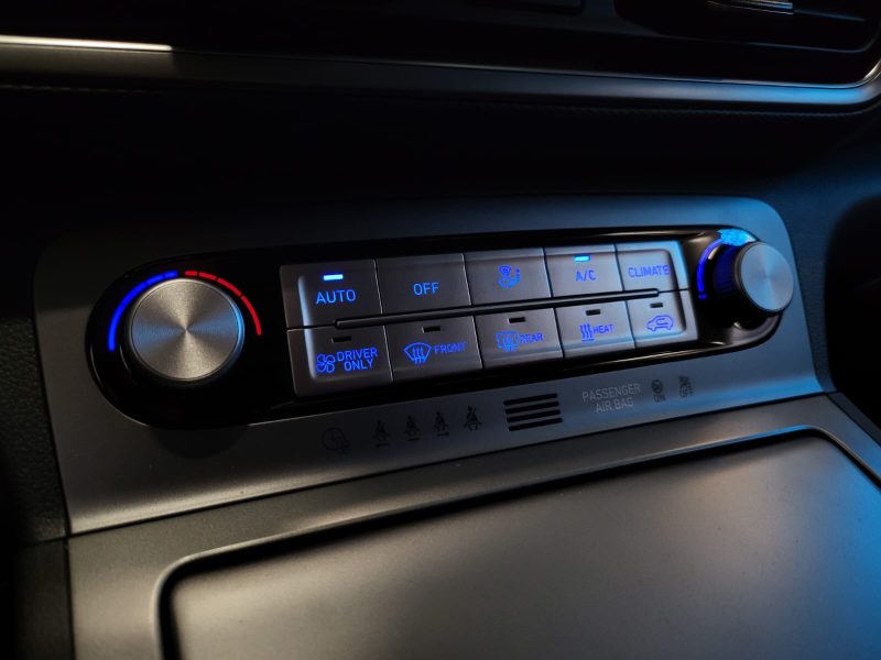 HYUNDAI KONA ELECTRIC FL 64KWH EXECUTIVE / POMPE A CHALEUR / PREMIERE MAIN / FAIBLE KILOMETRAGE / SU