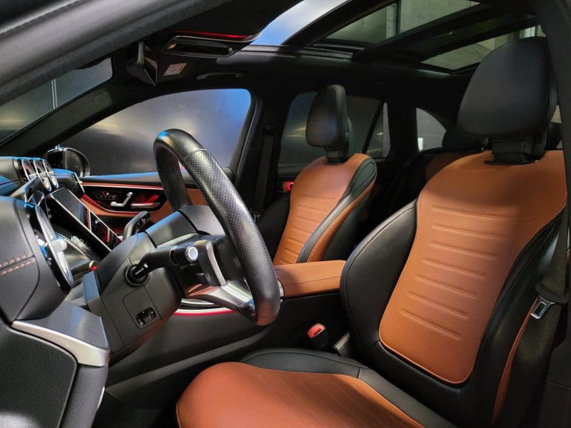 MERCEDES CLASSE GLC 300 E 4MATIC AMG LINE / TOIT OUVRANT / SIEGES ELECTRIQUES A MEMOIRE / DIGITAL LI