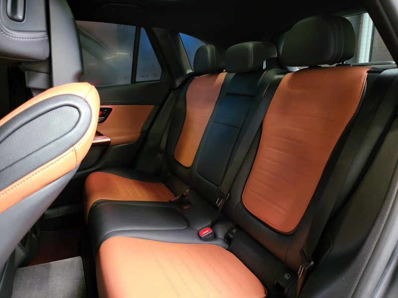 MERCEDES CLASSE GLC 300 E 4MATIC AMG LINE / TOIT OUVRANT / SIEGES ELECTRIQUES A MEMOIRE / DIGITAL LI